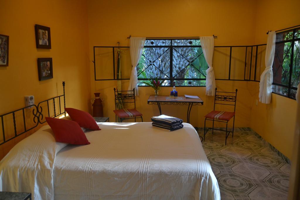 The Flycatcher Inn Retreat Hotel Santa Elena Exterior foto
